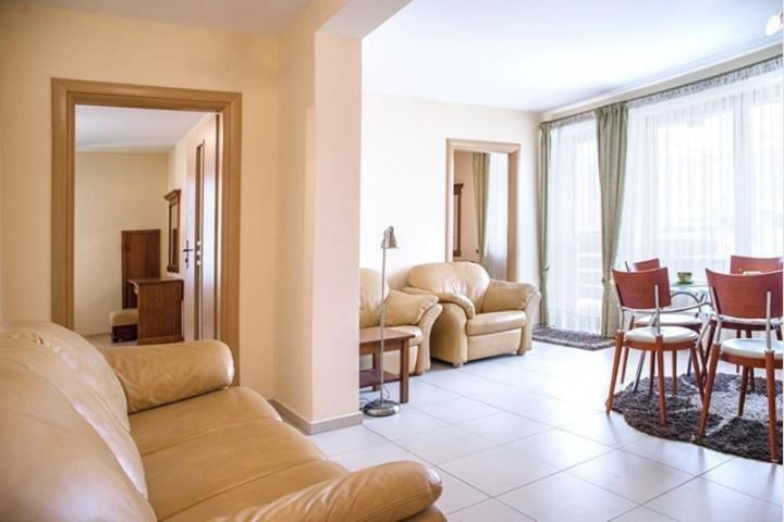 Apartamenty Sun & Snow Centrum Закопане Стая снимка